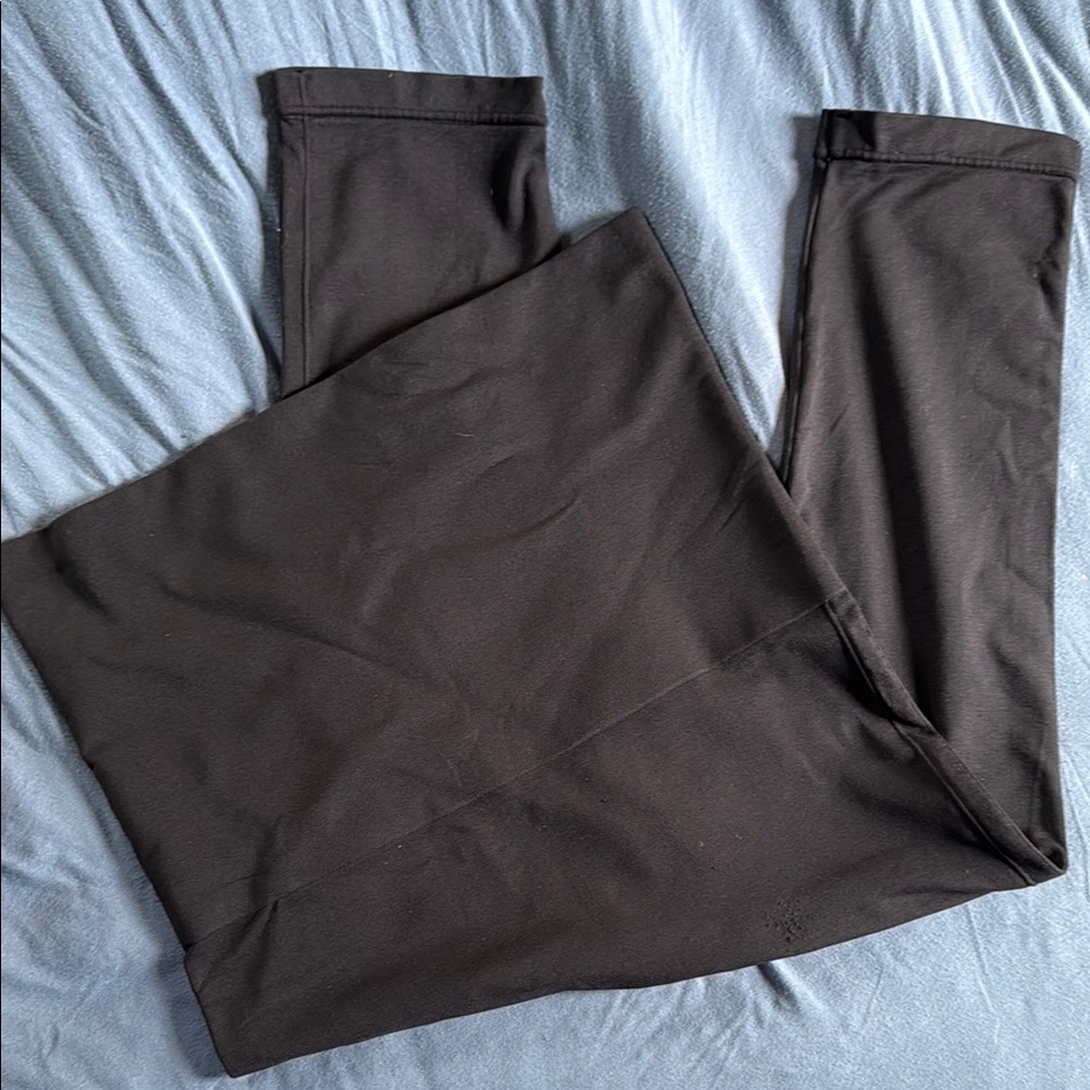 Belly Bandit Mother Tucker Capri Leggings